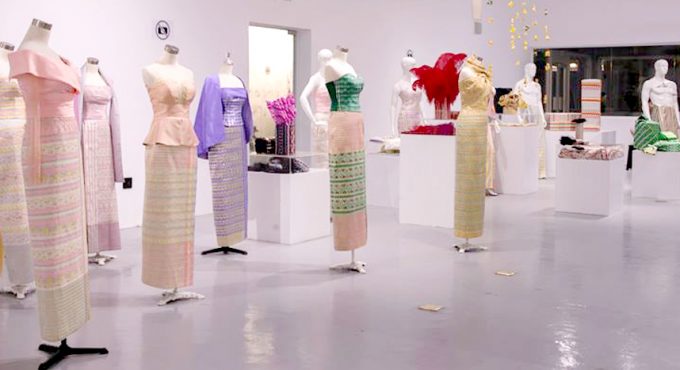 Weaver of the waves exhibition design