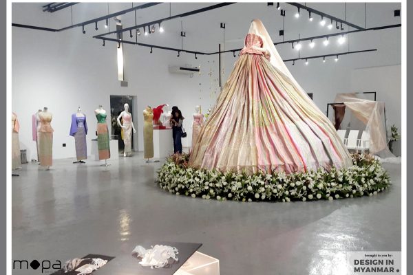 Weaver of the waves exhibition design