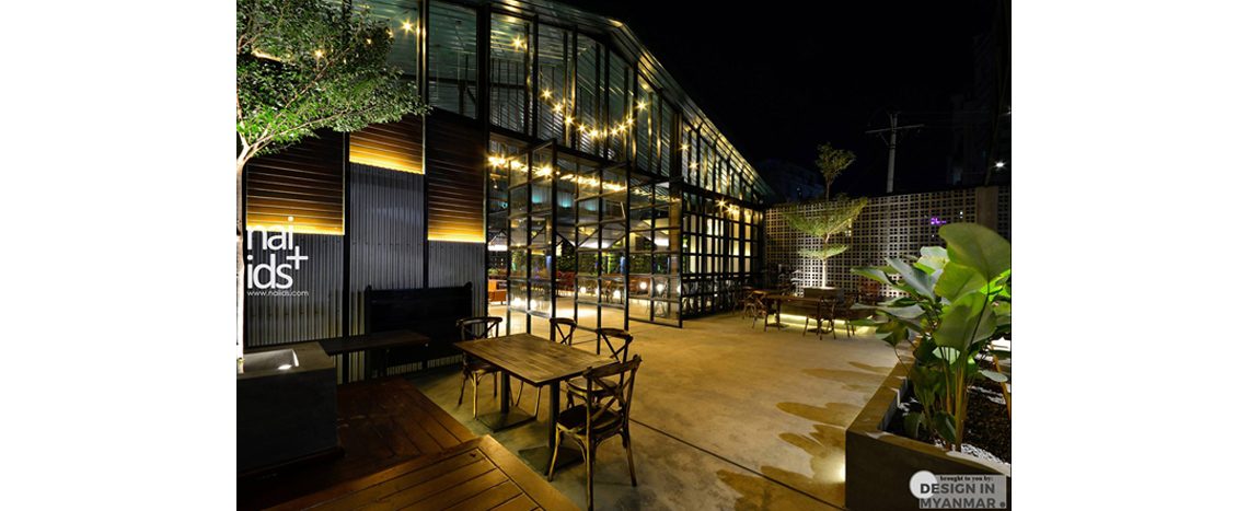 Green House Bar & Restaurant at Mandalay