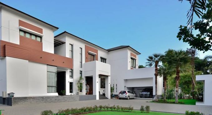 5 Stars Residence at Mandalay