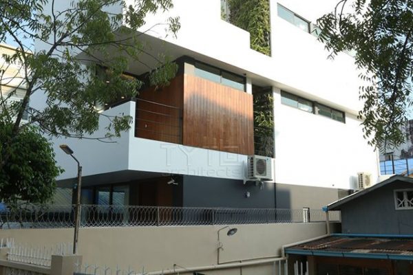 372 Pyi Tharyar Residence