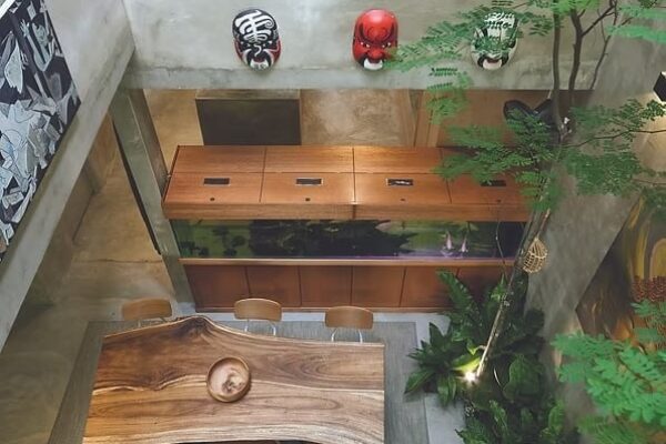 COURTYARD HOUSE