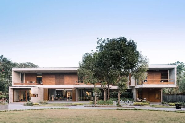 The Inside-out House