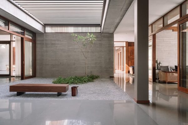 The Inside-out House