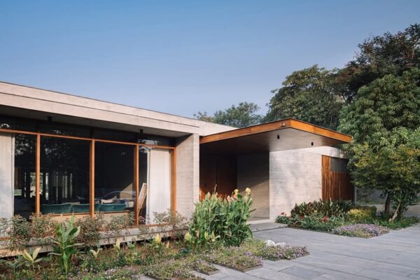 The Inside-out House
