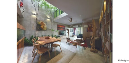 COURTYARD HOUSE